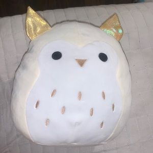 Squishmallows Vee the Owl 8" Stuffed Plush